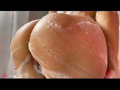 ❤️ O Brunette Masturbate Pussy ma Vibrator i Intense Orgasm i le Ta'ele ❤️ Fucking ❌️