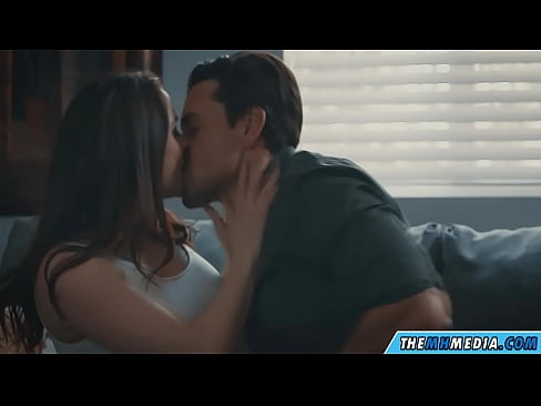 ❤️ Feusuaiga alofa ma se tina busty lelei ❤️ Fucking ❌️